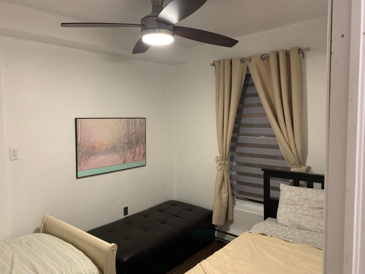 Le 2300 S Appartamento Saint-Hyacinthe Esterno foto